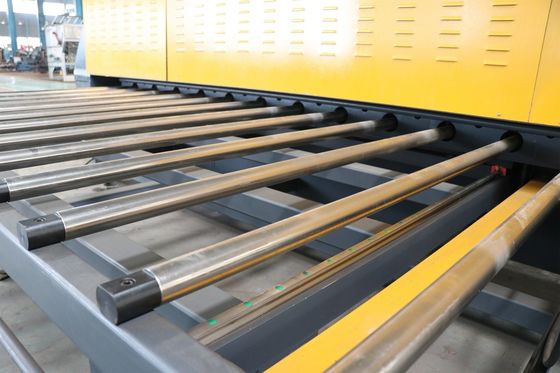 Il CNC della lamiera sottile ha tagliato la macchina 1250x6000Mm, la scanalatrice verticale UV 0.4mm di V