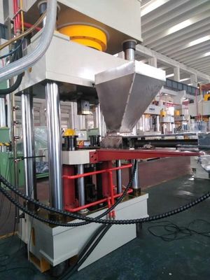 Compressa del blocchetto di 100 Ton Hydraulic Press Machines Salt che rende a bestiame le pecore 11KW 600mm