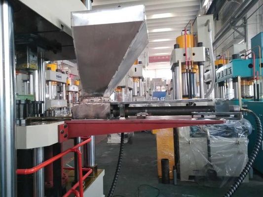 Compressa del blocchetto di 100 Ton Hydraulic Press Machines Salt che rende a bestiame le pecore 11KW 600mm