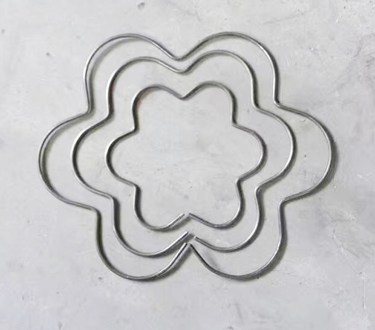parti automatiche del cavo di CNC 3D di asse duro del cavo 3 di 4.0-6.0mm che piegano formando macchina per la fabbricazione della struttura del poggiacapo