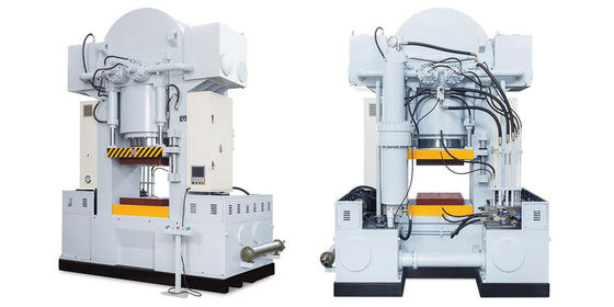 La stampa idraulica di forgia fredda lavora 5000ton a macchina Pan Frying Pan antiaderante 1250x1250mm 80Mpa
